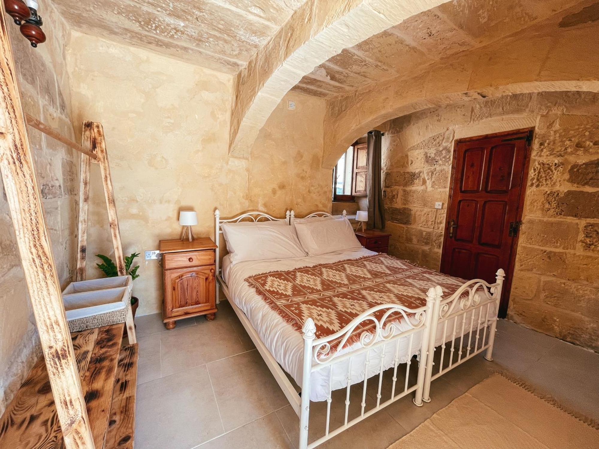 גאסרי Soluna Boutique Guesthouse מראה חיצוני תמונה