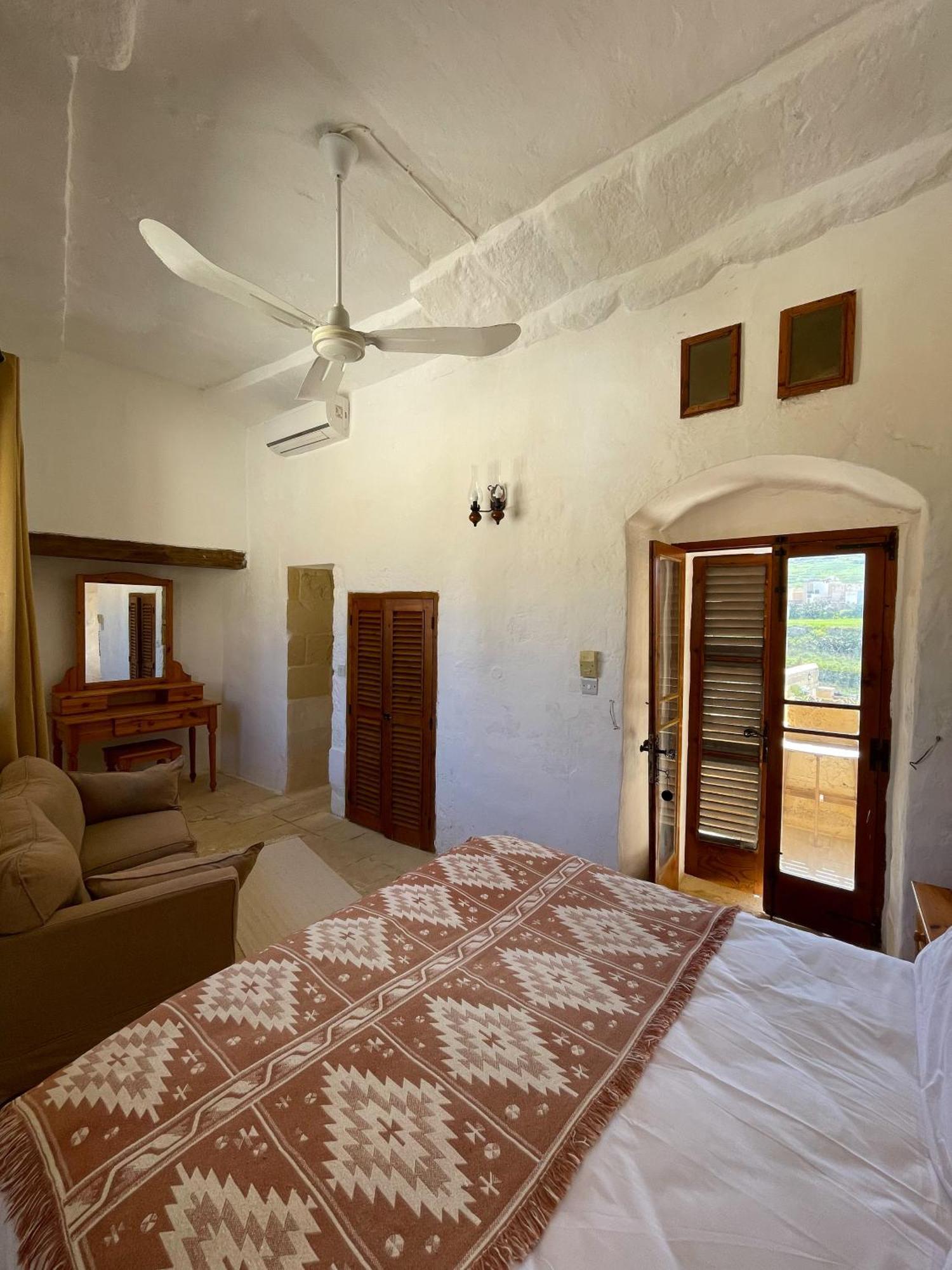 גאסרי Soluna Boutique Guesthouse מראה חיצוני תמונה