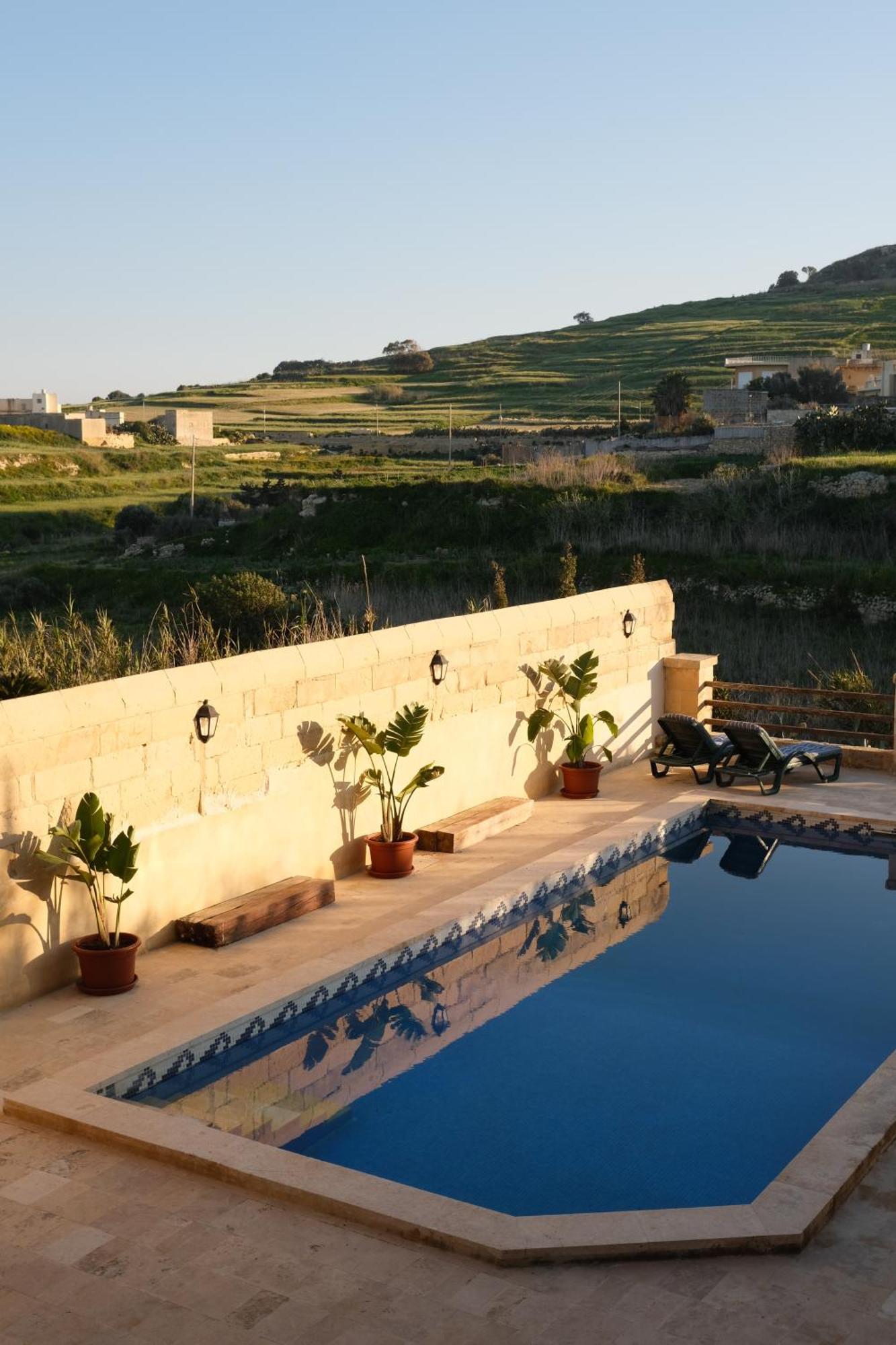 גאסרי Soluna Boutique Guesthouse מראה חיצוני תמונה