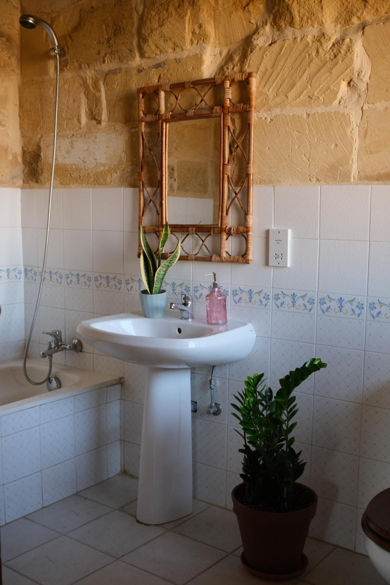 גאסרי Soluna Boutique Guesthouse מראה חיצוני תמונה