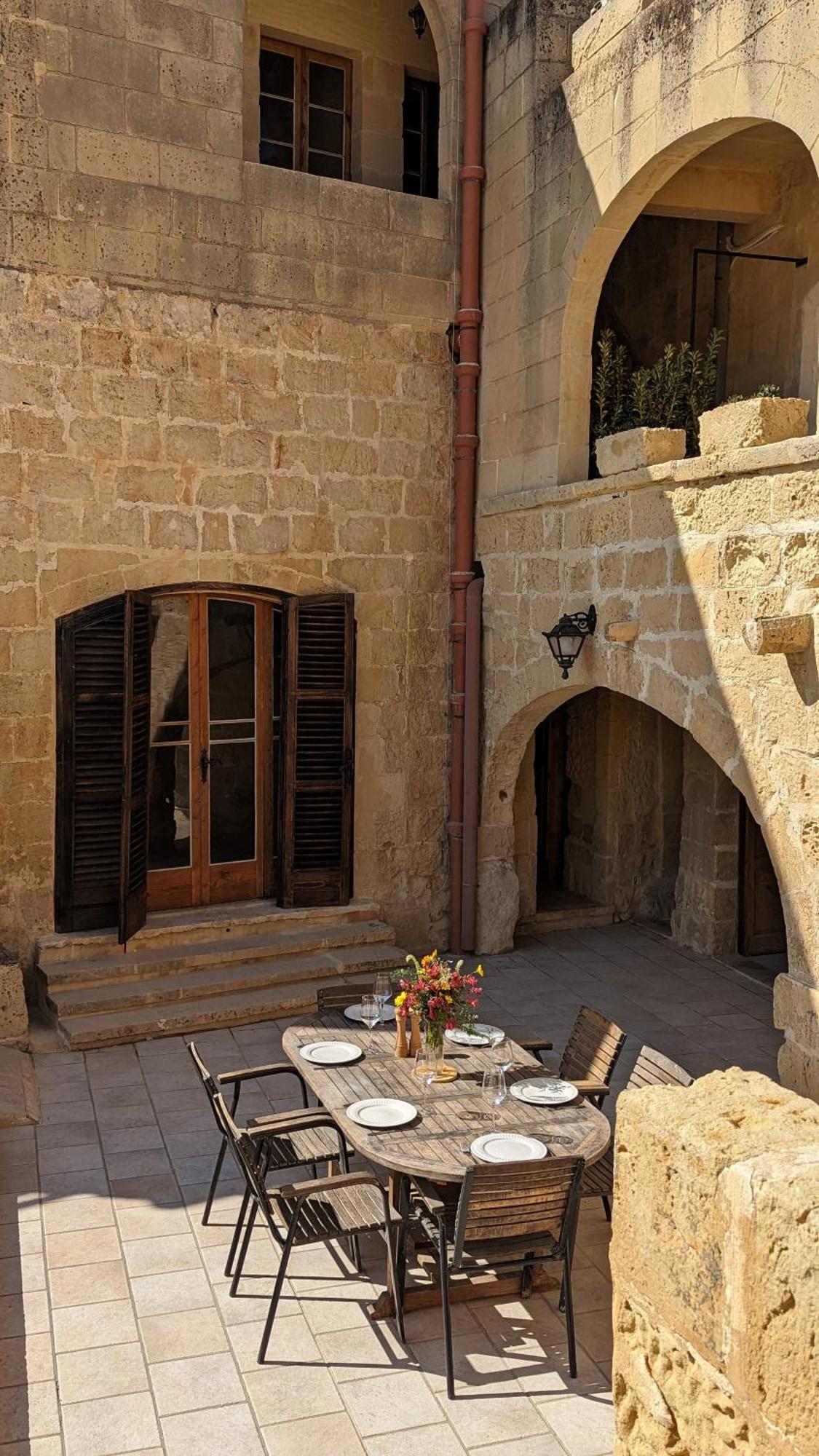 גאסרי Soluna Boutique Guesthouse מראה חיצוני תמונה